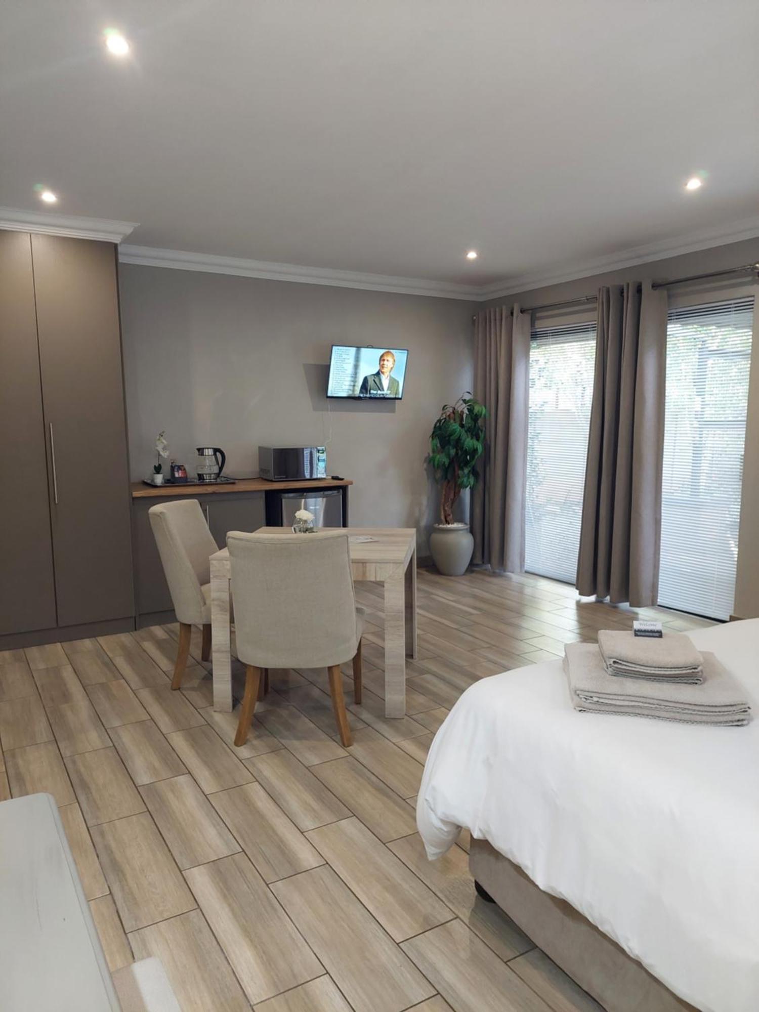 Bella Rosa Bed & Breakfast Potchefstroom Luaran gambar